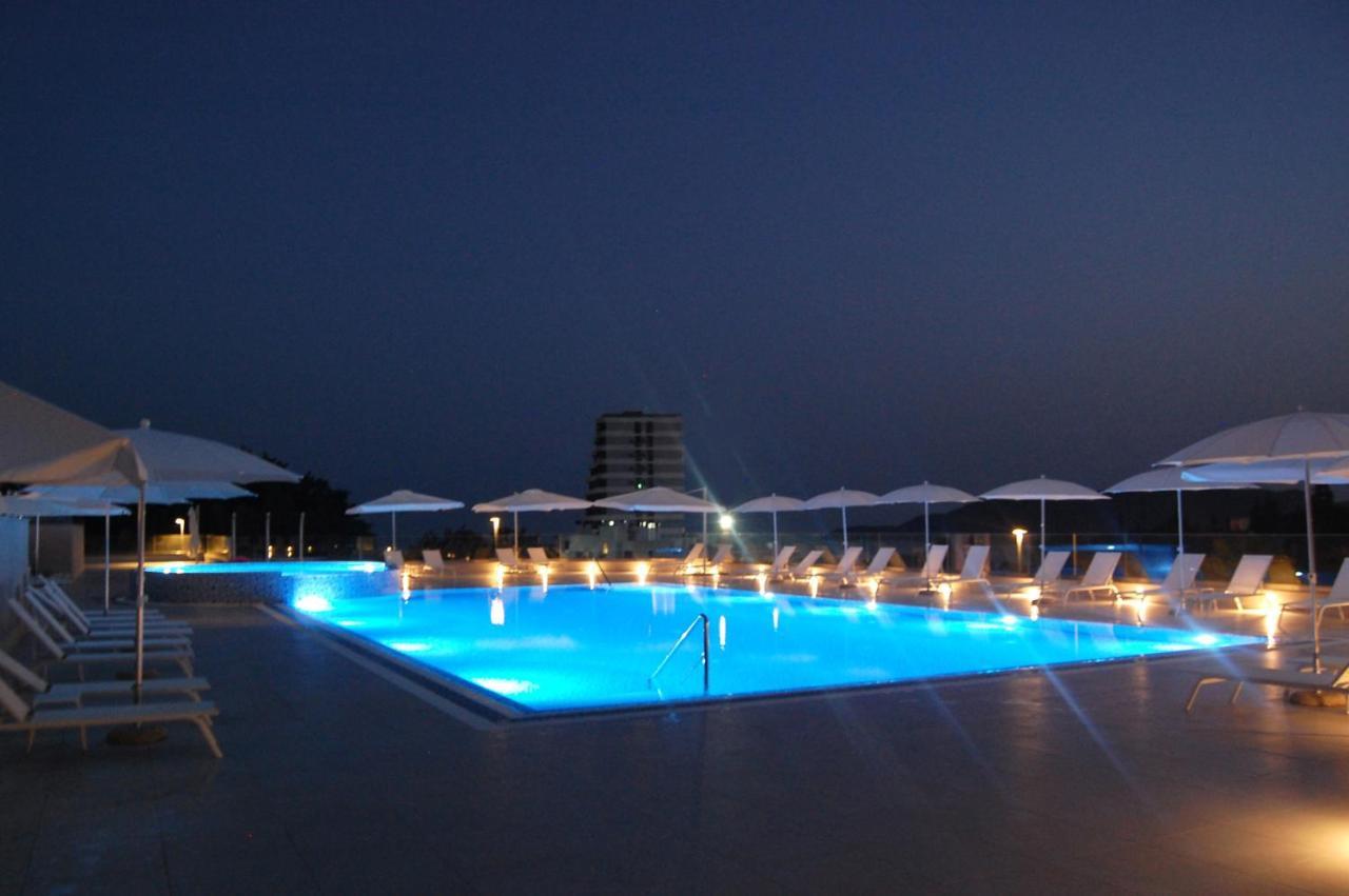 Status-M Apartments Bečići Εξωτερικό φωτογραφία
