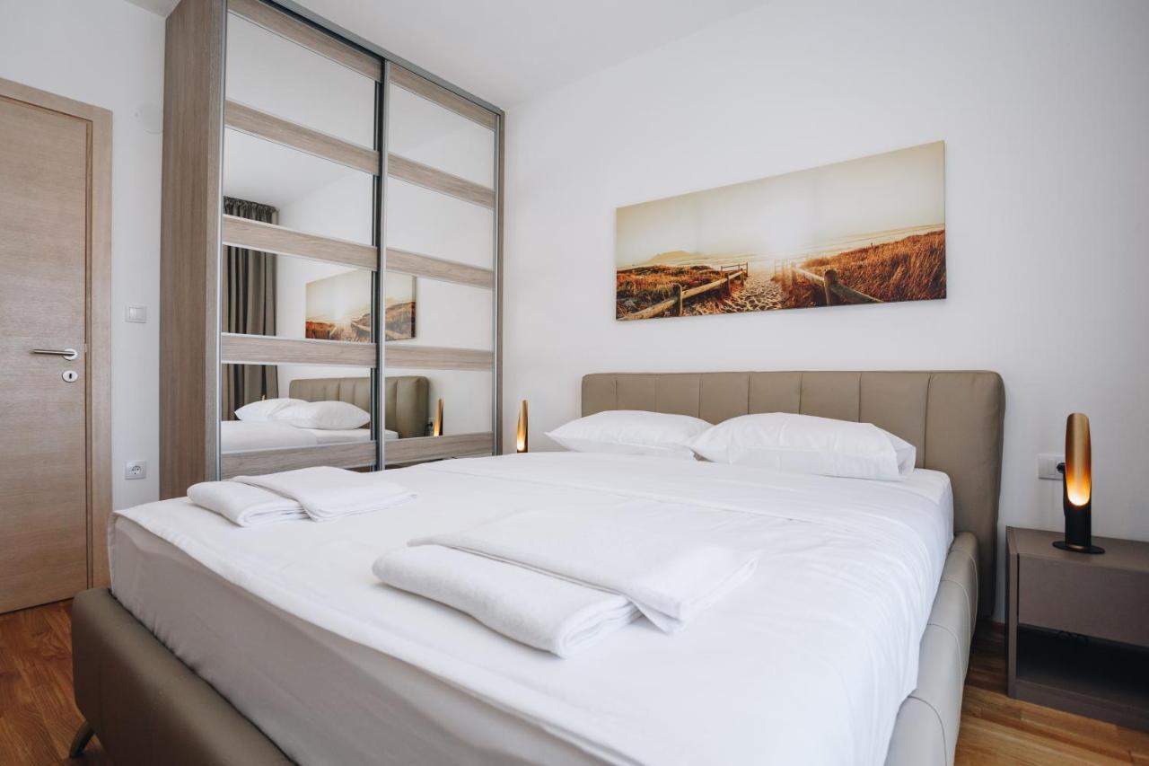 Status-M Apartments Bečići Εξωτερικό φωτογραφία