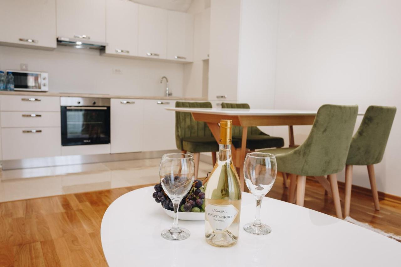 Status-M Apartments Bečići Εξωτερικό φωτογραφία