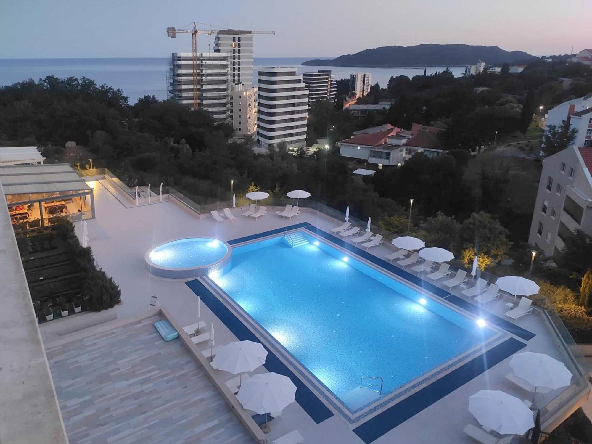 Status-M Apartments Bečići Εξωτερικό φωτογραφία